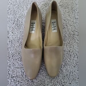 Nine West Women's Leather Business And Office Tan Pumps Size 9
